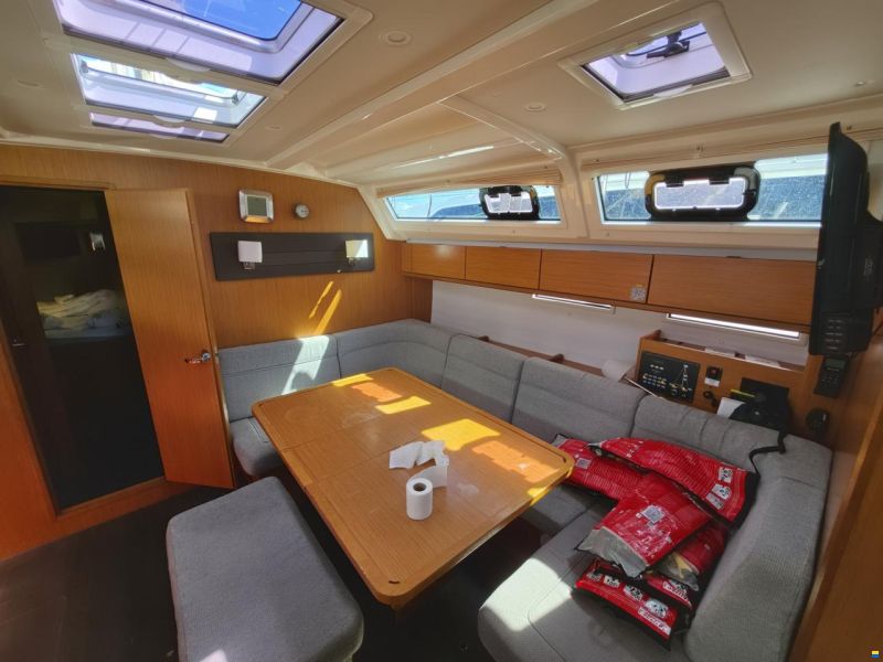 Bavaria CRUISER 46