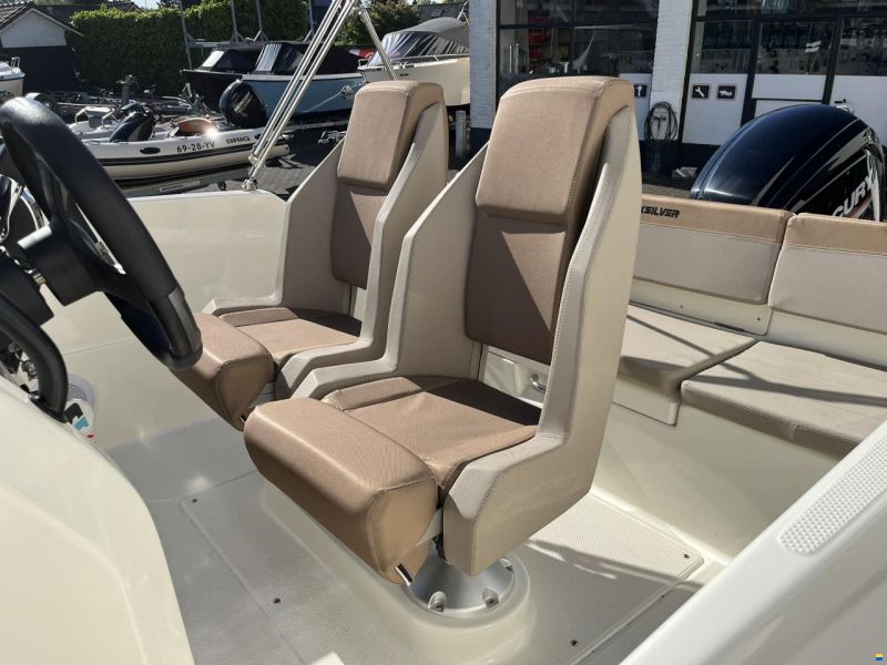 Quicksilver 555 Open