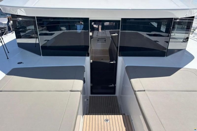 Leopard 53 Powercat