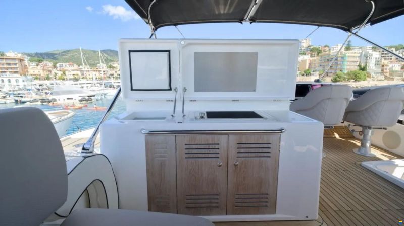 Sunseeker Manhattan 52