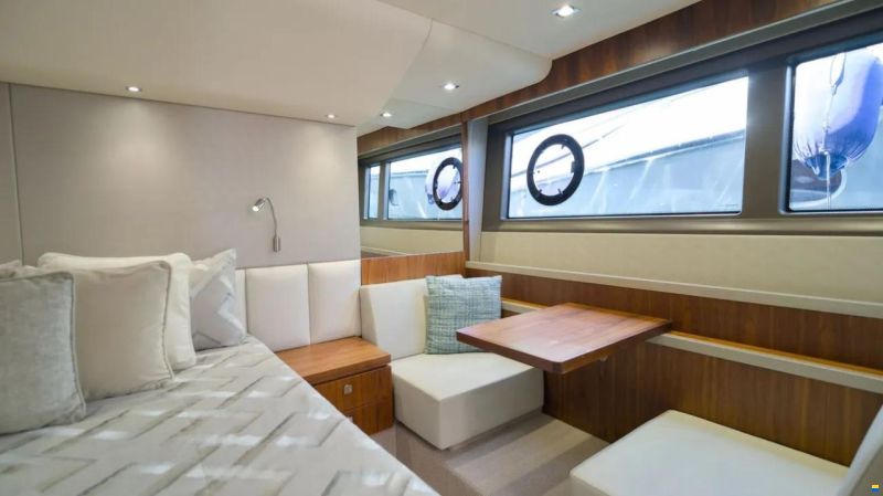 Sunseeker Manhattan 52