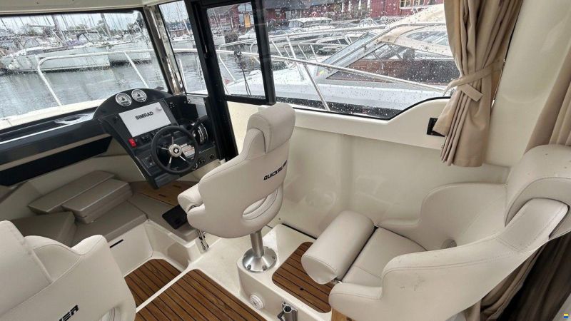 Quicksilver 755 PILOTHOUSE