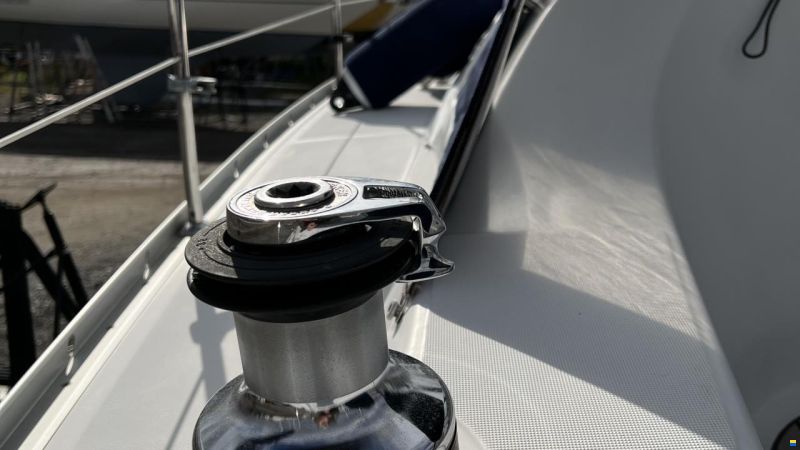 BENETEAU SEGELBÅTAR OCEANIS 323