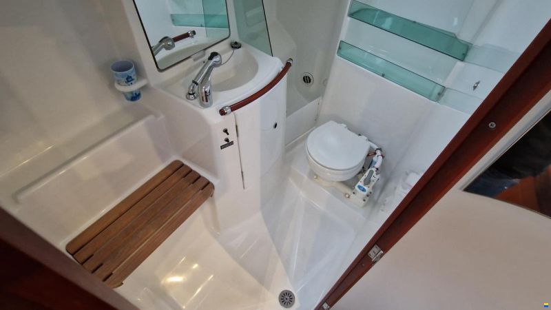 BENETEAU SEGELBÅTAR OCEANIS 323