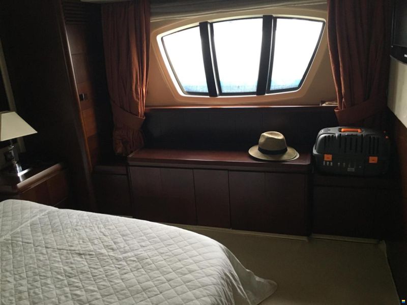Azimut 75