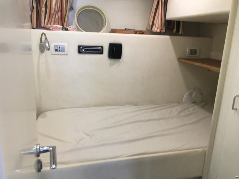 Azimut 75