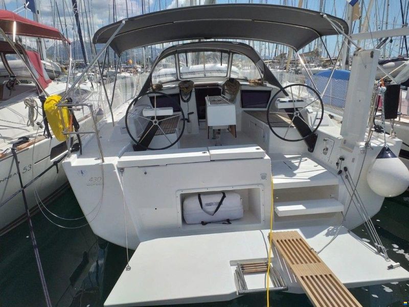 Dufour 430 Grand Large