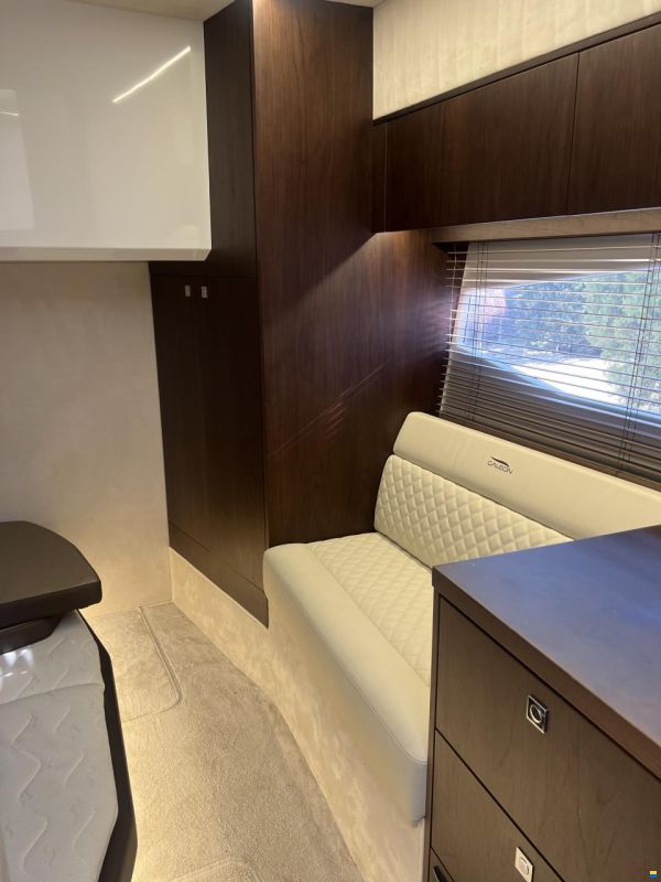 Galeon 335 HTS