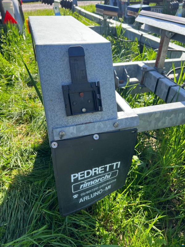 OMFTT Pedretti Bootsanhänger Pedretti 800 kg
