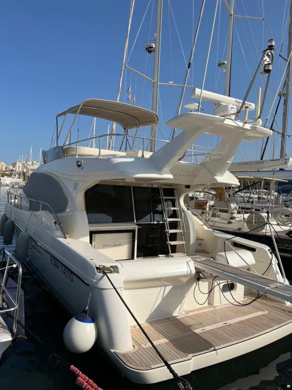 Ferretti 470