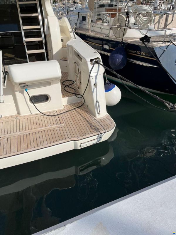 Ferretti 470