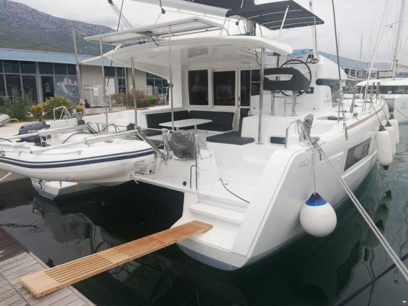 Lagoon 40