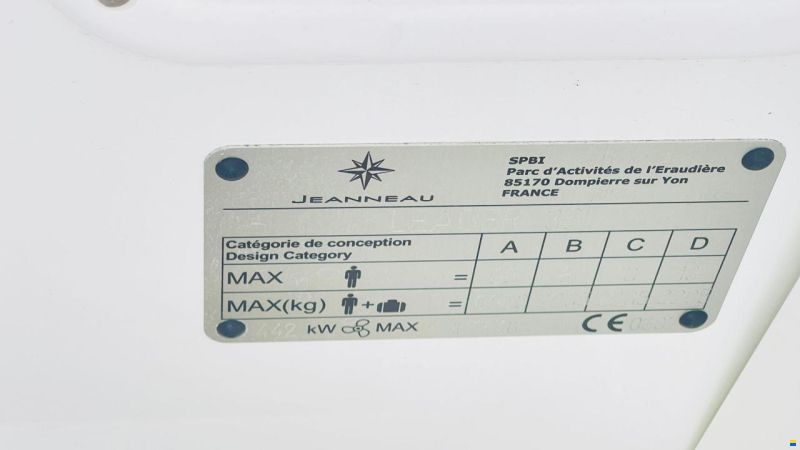 Jeanneau Leader 36
