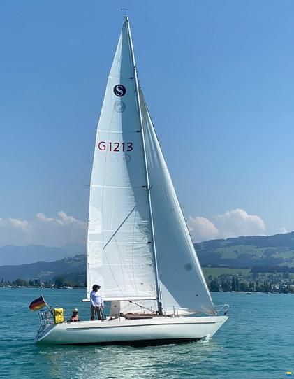 Helmsmann Senorita Helmsman