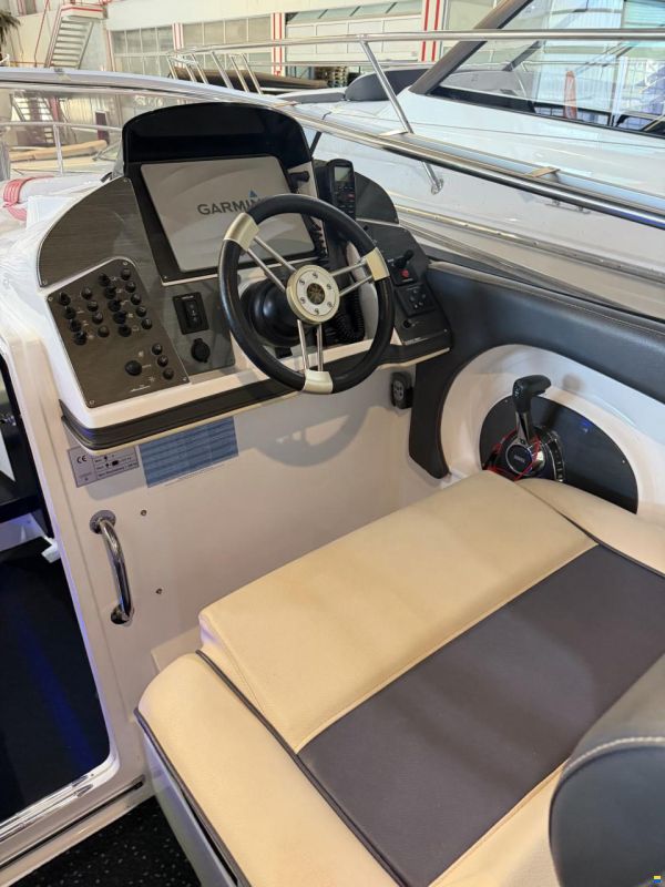 &Ouml;chsner SR30 Yachtline