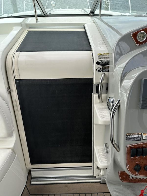 Bayliner 320 Cruiser