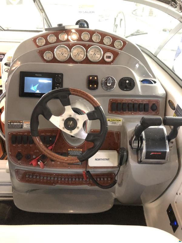 Bayliner 320 Cruiser