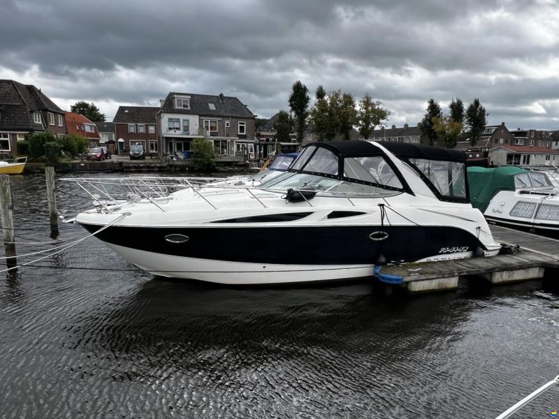 Bayliner 320 Cruiser