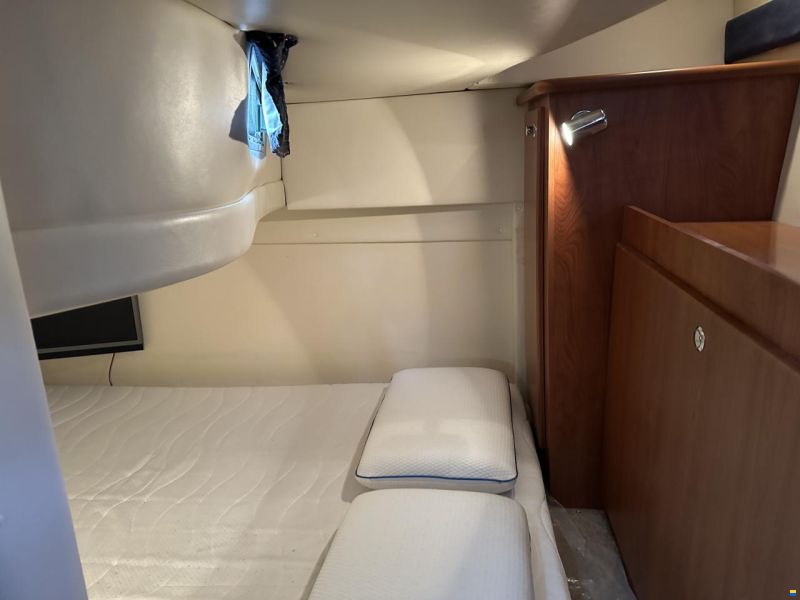 Bayliner 320 Cruiser