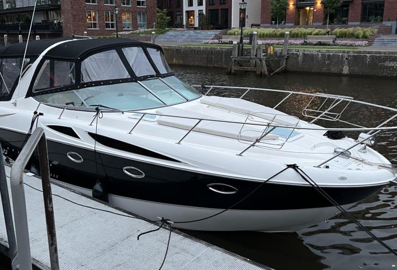 Bayliner 320 Cruiser