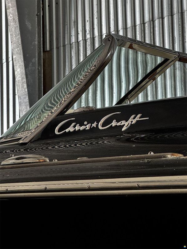Chris Craft Corsair 27 Heritage
