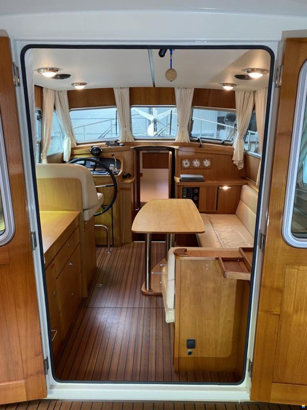 Linssen 29.9