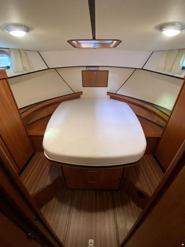 Linssen 29.9