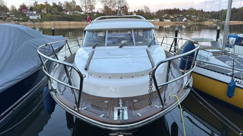 Marex 370 Aft Cabin Cruiser
