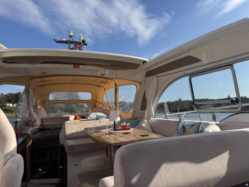 Marex 370 Aft Cabin Cruiser