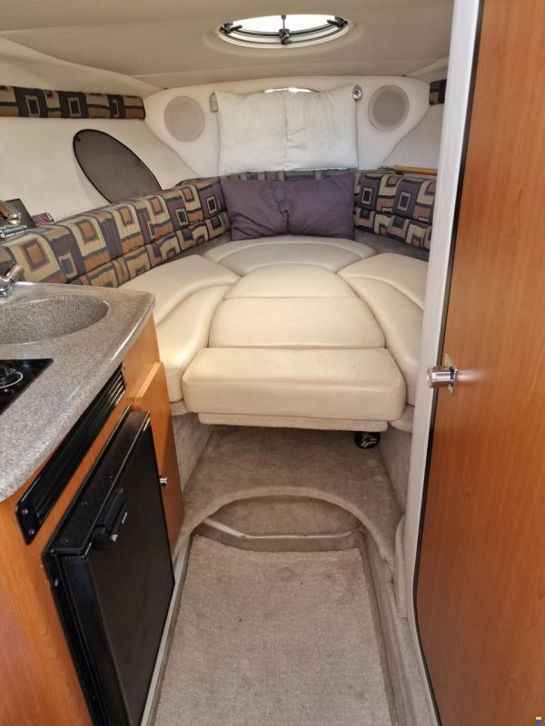 Crownline 250