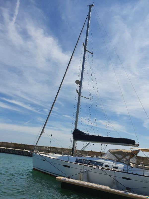 Beneteau Oceanis 46