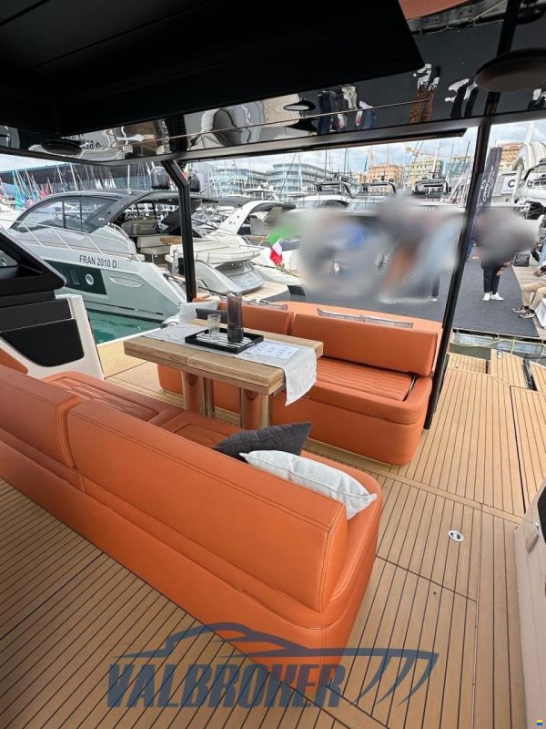 Cranchi A46 Luxury Tender