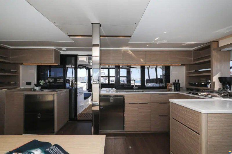 Groupe Beneteau Lagoon 46