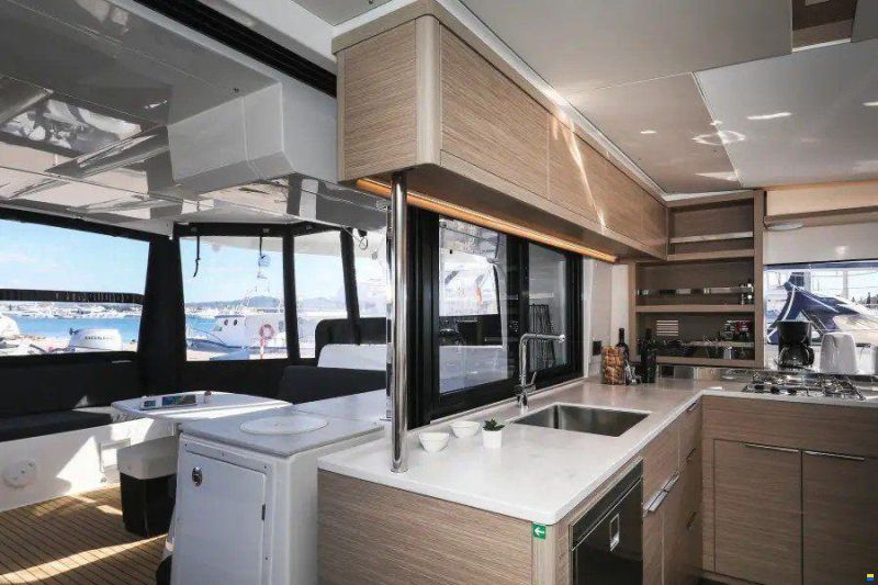 Groupe Beneteau Lagoon 46