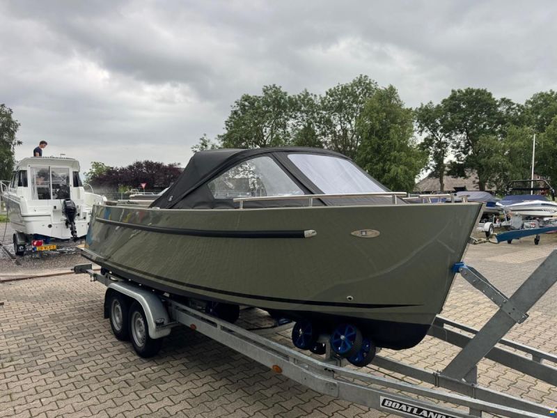 Maxima 630 Tender met boegschroef op voorraad!