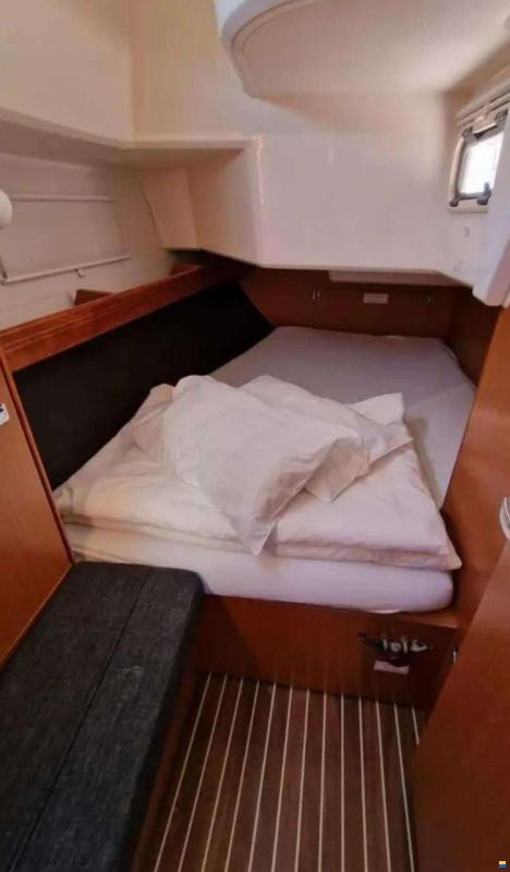 Bavaria 37 CRUISER