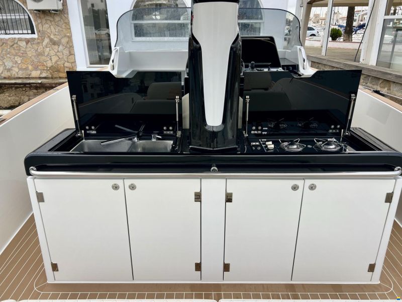 Solaris Power 40 Open