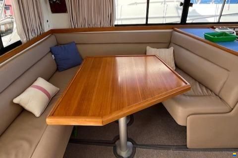 Riviera 43 Open Flybridge Platinum