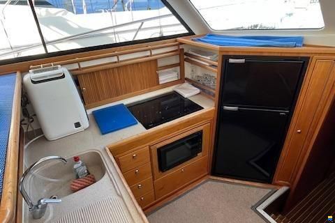 Riviera 43 Open Flybridge Platinum