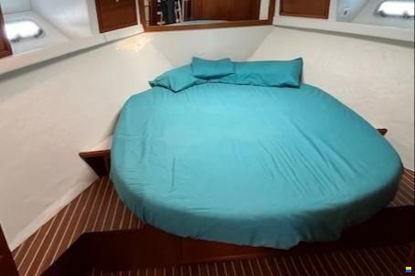 Riviera 43 Open Flybridge Platinum