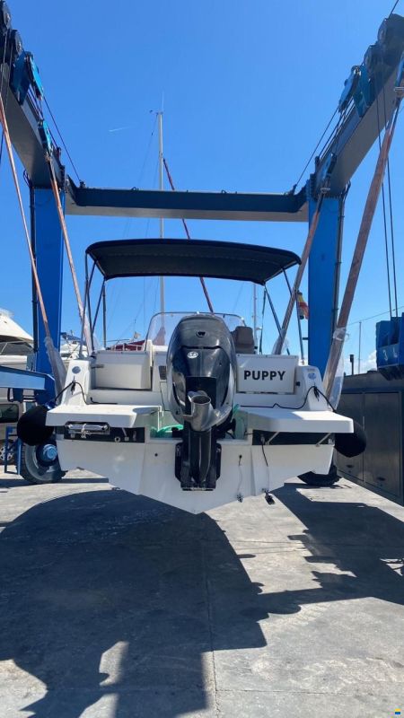 Quicksilver Activ 755 Sundeck