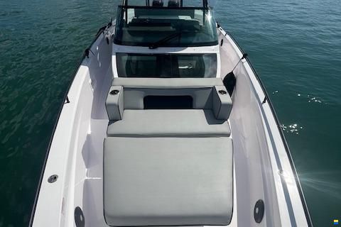 Axopar 37 Sun-Top