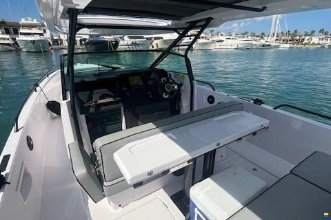 Axopar 37 Sun-Top