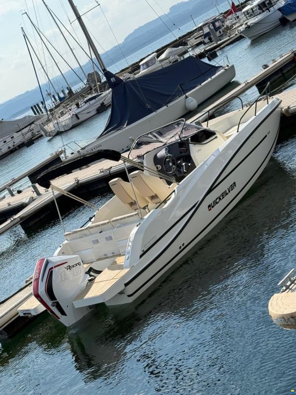 Quicksilver 705 Open