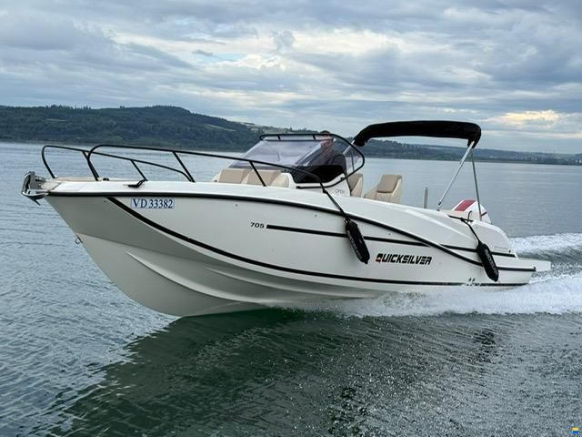 Quicksilver 705 Open