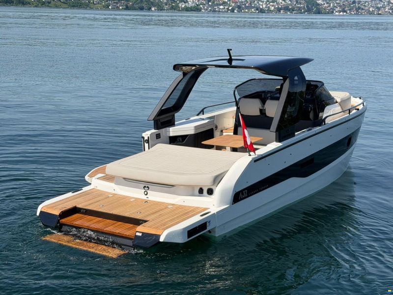 Cranchi A32 Luxury Tender