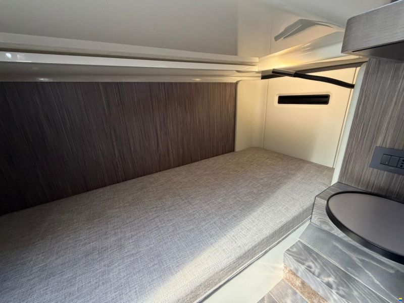 Cranchi A32 Luxury Tender