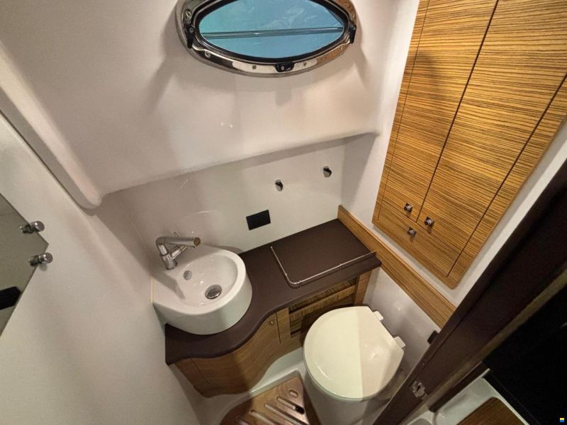 Ranieri Shadow 30