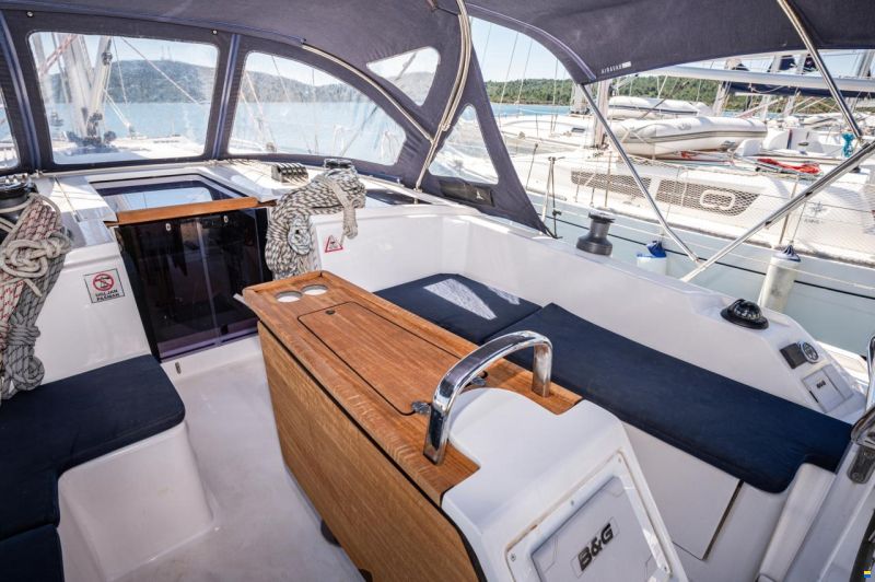 Bavaria C42