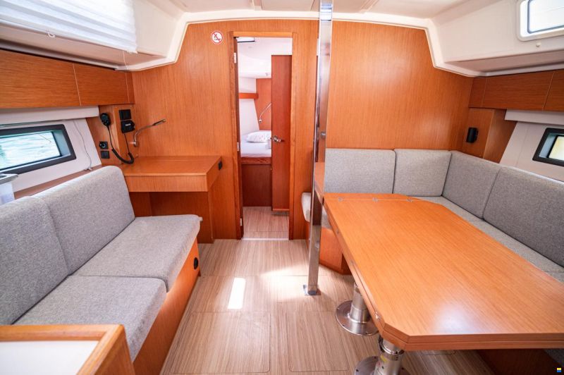 Bavaria C42